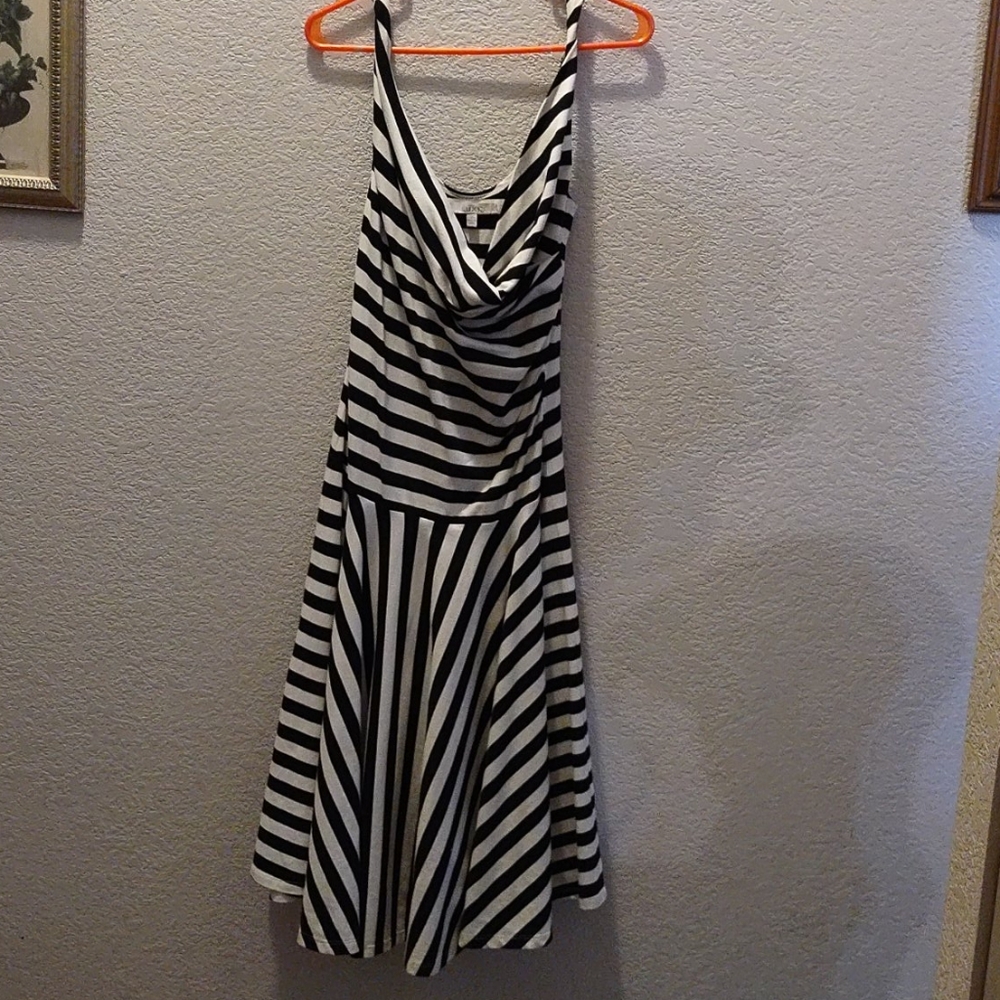 Cache luxe long black and white dress